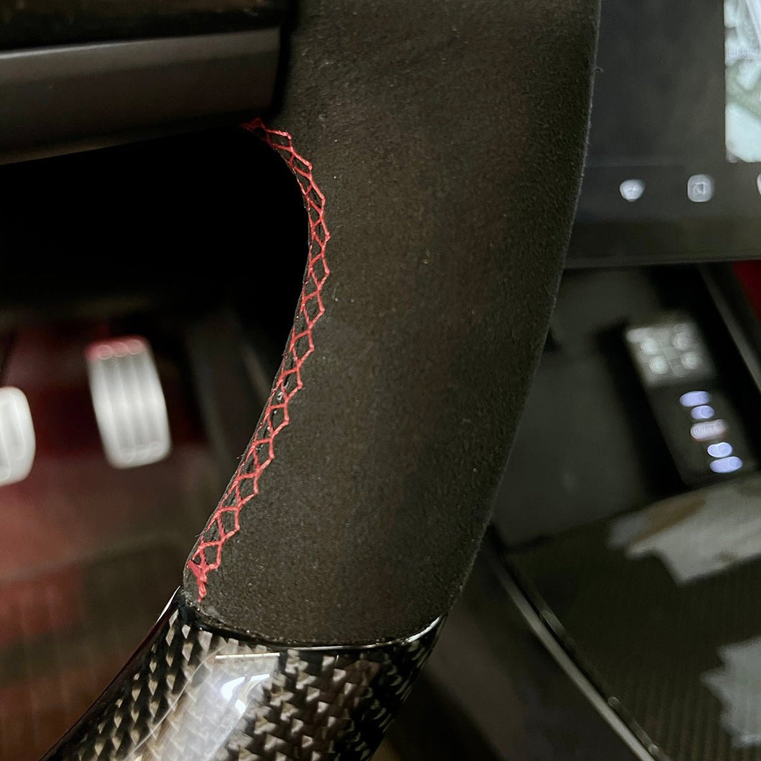 Model 3 / Y Round Suede Steering Wheel【Style 15】