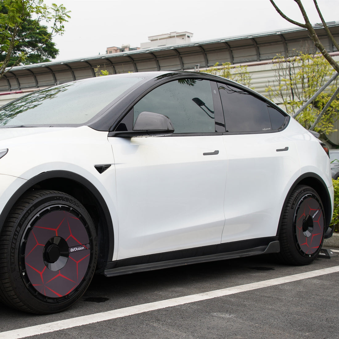 APTESL 18″ 19″ Hub Caps Personalized Stickers For Tesla Model 3 & Model Y