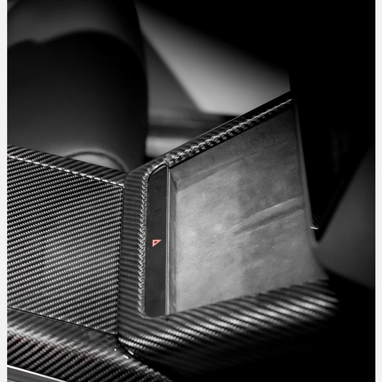 Wireless Charging Pad Frame Overlay for Model S & X 2021+ | Real Dry Carbon Fiber