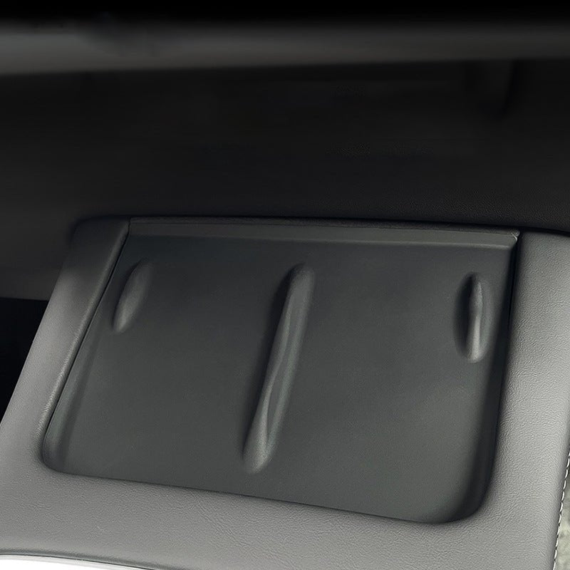 Black Center Wireless Charging Pad  For Tesla Model 3